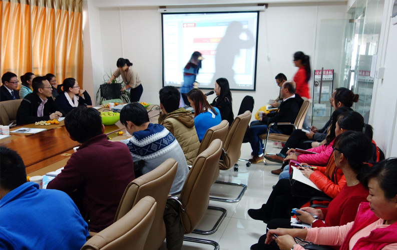 目前天度客戶沙龍已順利舉行4期，我們將一直秉承全公益、凈干貨、不推銷產品的理念，助力天度新老客戶開展網絡營銷和移動互聯(lián)網營銷。